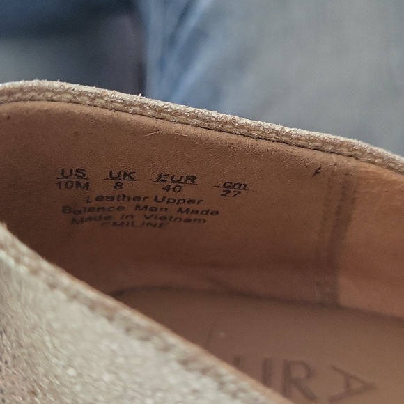 Naturalizer gold shoes size 10 - Picture 6 of 6